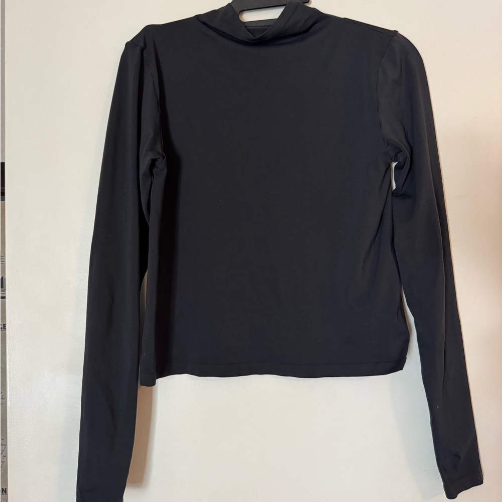 SKIMS Women's Fits Everybody Turtleneck Top - Onyx - Picture 5 of 6